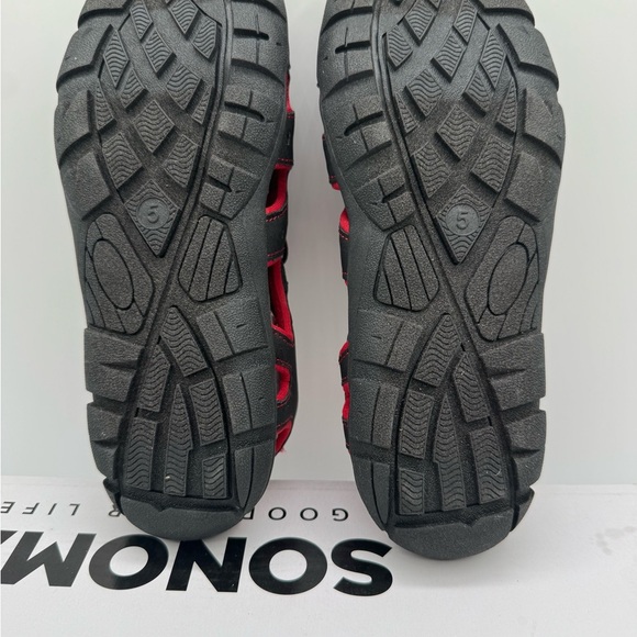 Sonoma Kids Red and Black Outdoor Shoes size 5 - Picture 6 of 6